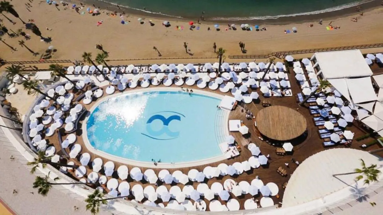 Amazing Beachfront Villa Heated Pool Marbella